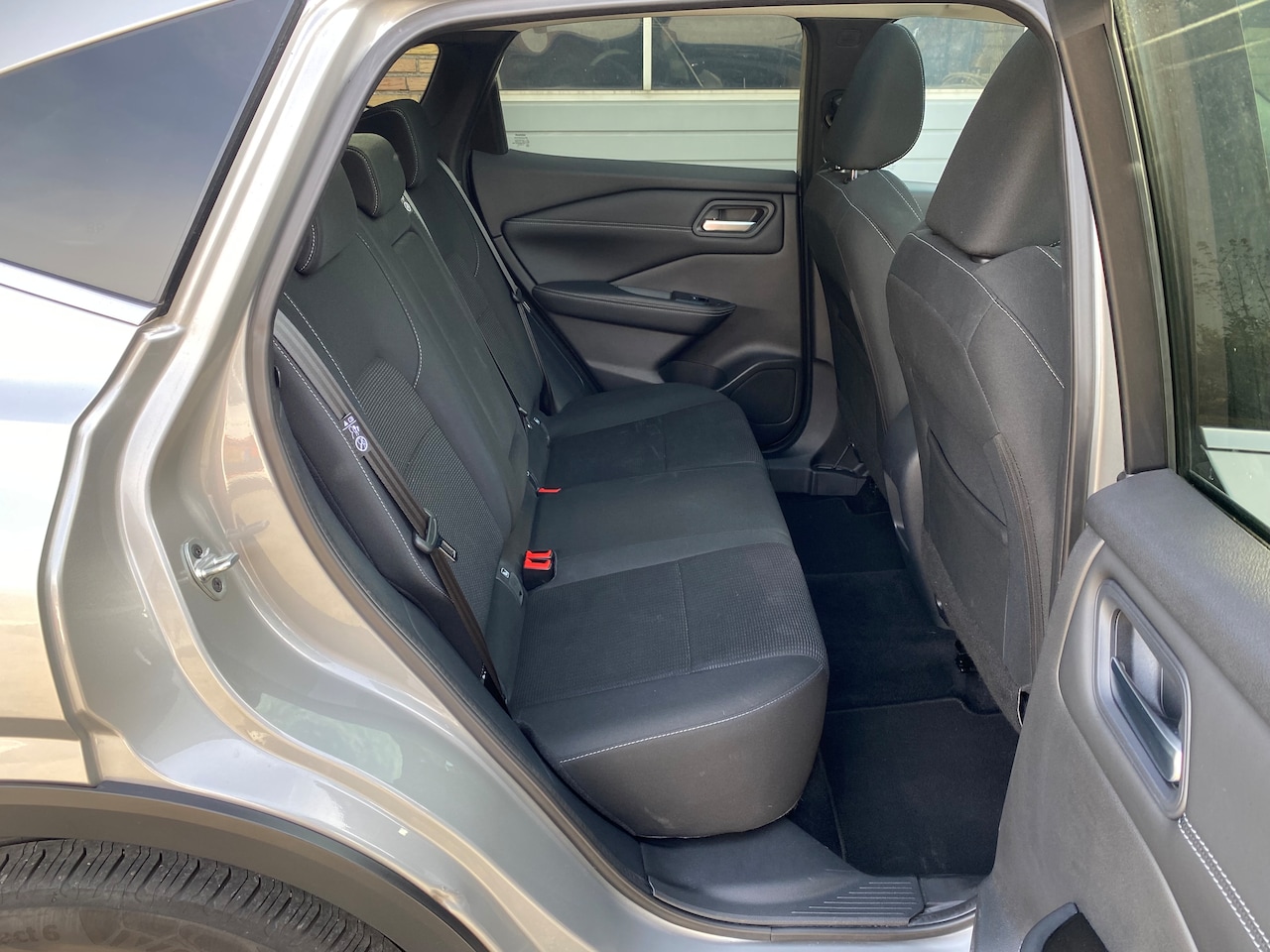 Nissan Qashqai - 1.3 MHEV Xtronic Acenta LAGE KM-STAND!!