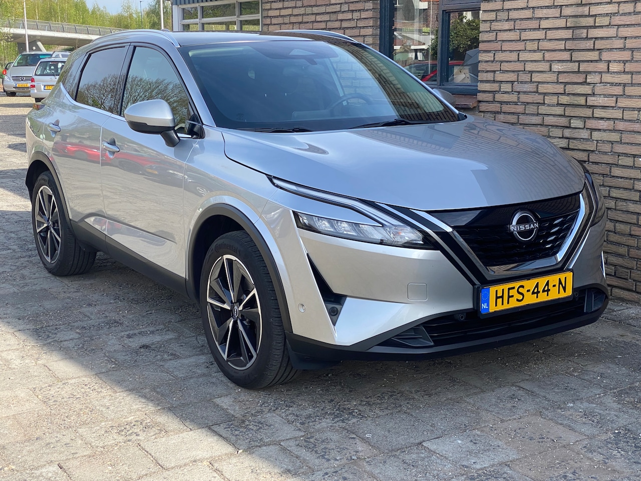 Nissan Qashqai - 1.3 MHEV Xtronic Acenta LAGE KM-STAND!!