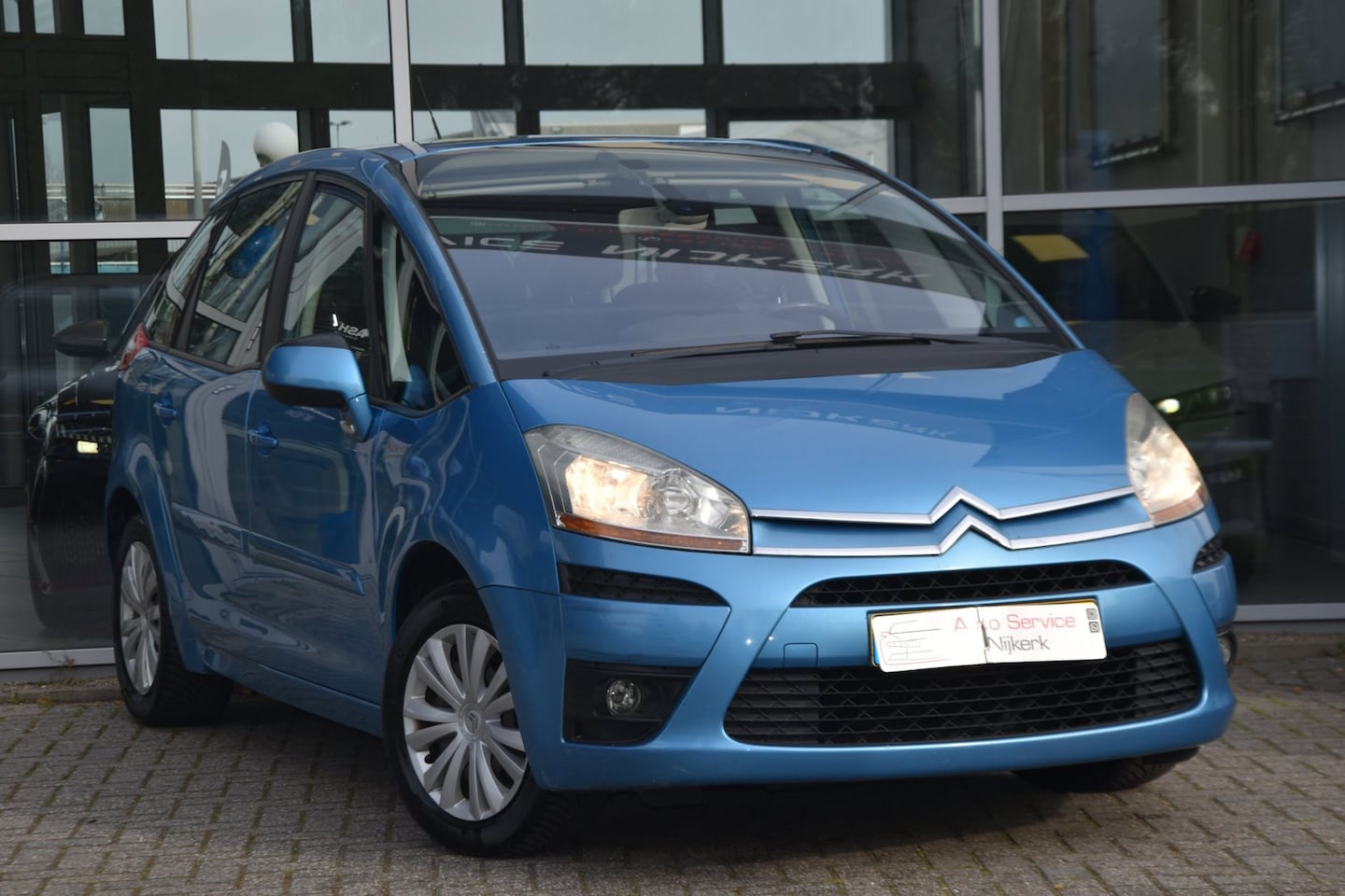 Citroën C4 Picasso - 1.8-16V Ambiance 5p. Airco Elek. Ramen Trekhaak - AutoWereld.nl