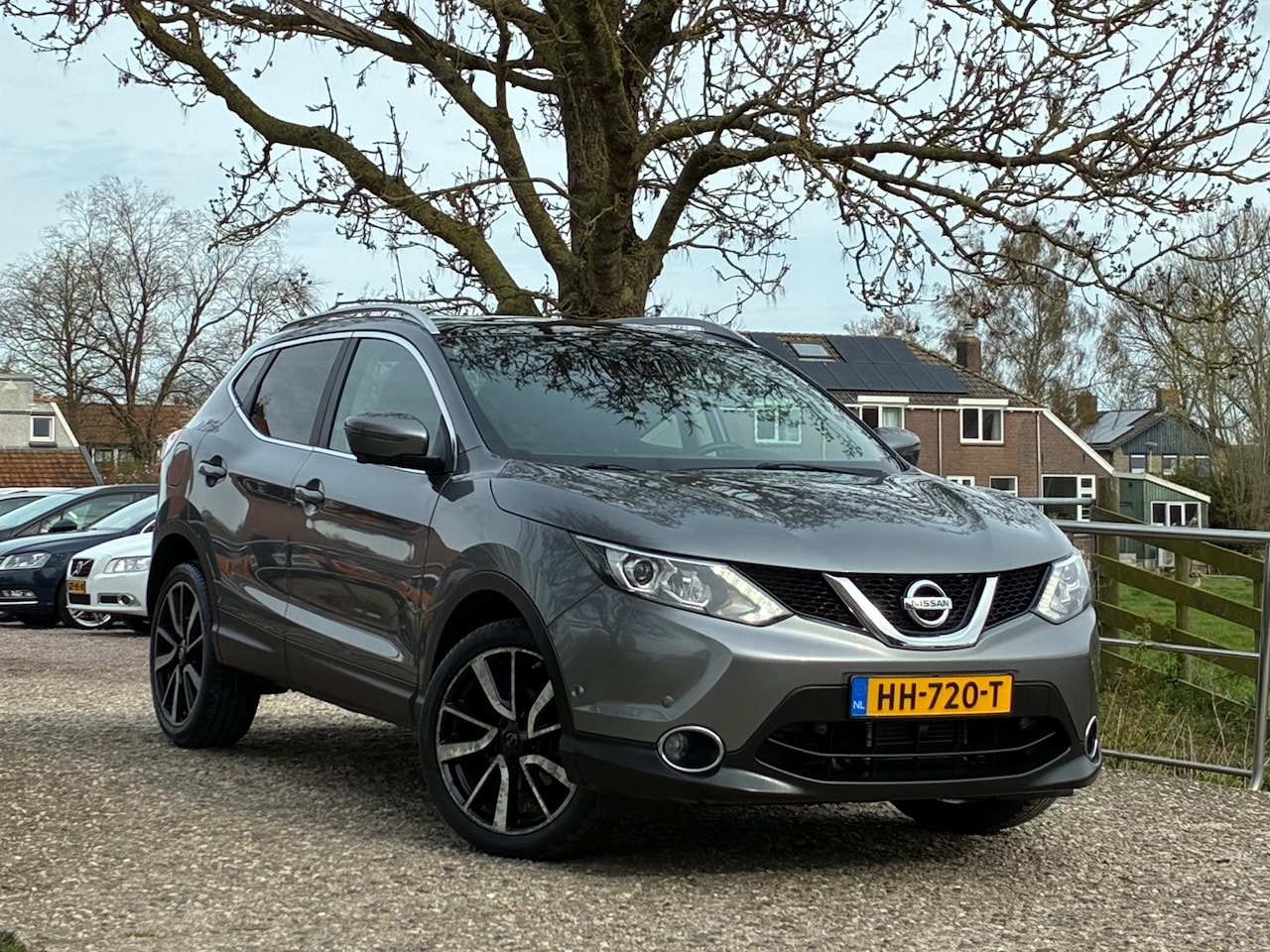 Nissan Qashqai - 1.2 Tekna | Automaat + Pano + Leder + Cruise + Clima nu € 10.975,-!!! - AutoWereld.nl