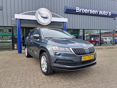 Skoda Karoq - 1.0 TSI DSG 115pk Ambition Business met Navigatie, Cruise Control & Lichtmetalen velgen