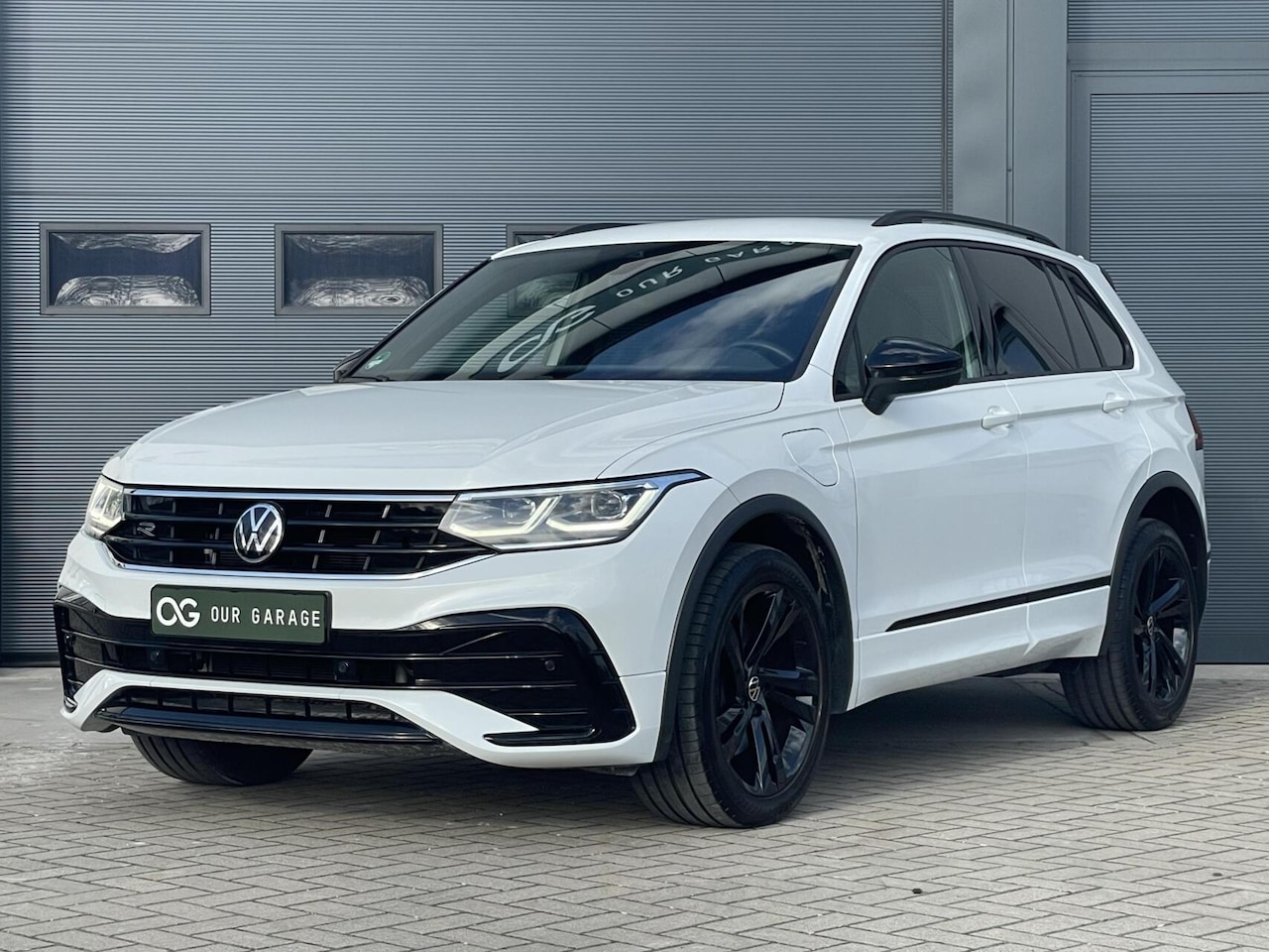 Volkswagen Tiguan - 1.4 TSI eHybrid R-Line|ACC|IQ Light|Sfeer - AutoWereld.nl