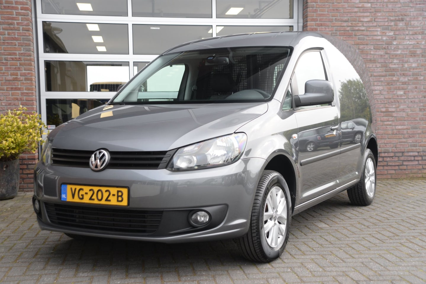 Volkswagen Caddy - 1.6 TDI | 1e Eigenaar | Keurige staat | Trekhaak | - AutoWereld.nl