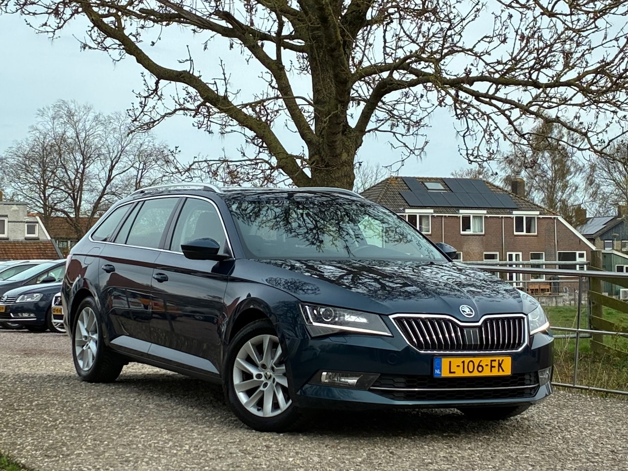 Skoda Superb Combi - 1.5 TSI ACT Ambition Business | Automaat + Cruise + Clima nu € 14.975,-!!! - AutoWereld.nl