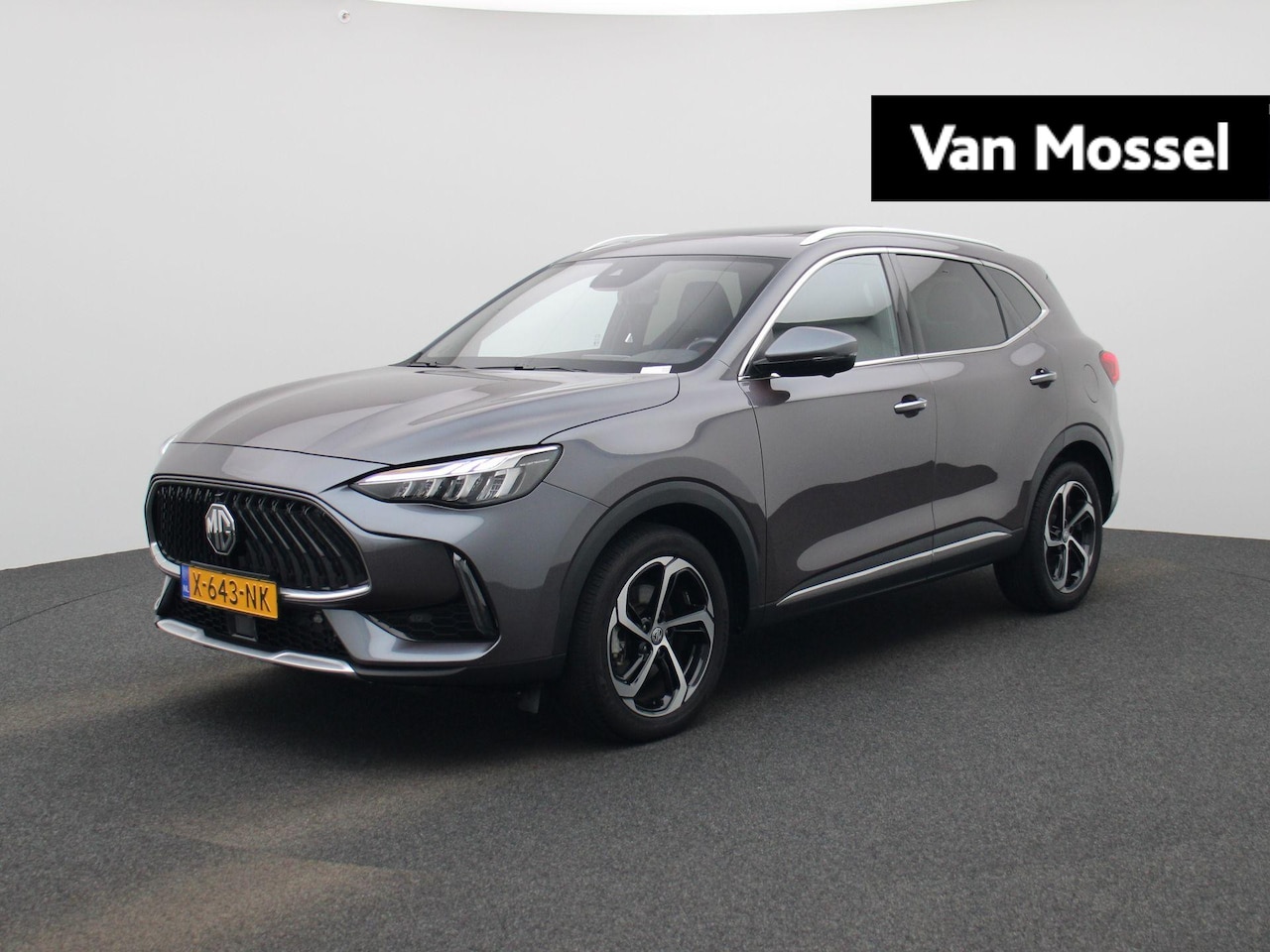 MG EHS - 1.5 TGDI PHEV Aut. Luxury | Leder | Panoramadak | Led Sfeerlicht | 360 Camera | Adaptive C - AutoWereld.nl