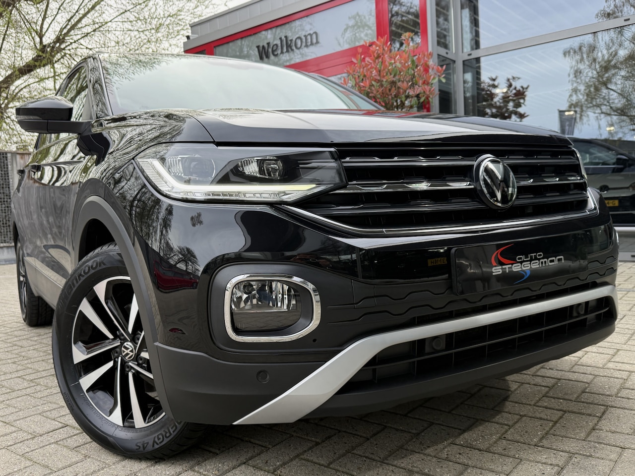Volkswagen T-Cross - 1.5 TSI 150PK AUT. *!* NAVIGATIE/ RADAR/ LMV/ TREKHAAK/ LED *!* - AutoWereld.nl