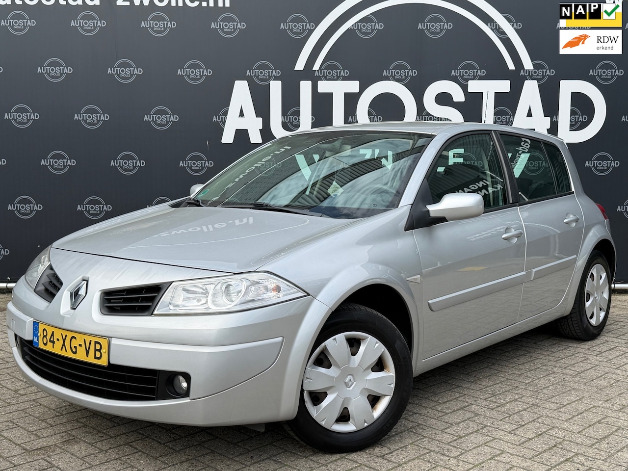 Renault Mégane - 1.6-16V Business Line NL-Auto / NAP / APK / Airco - AutoWereld.nl