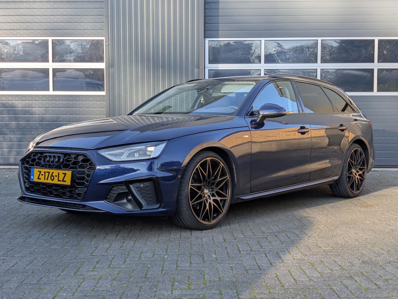 Audi A4 Avant - 2.0 TFSIe S-LINE 20" VOL LEDER VIRTUAL DISPLAY NIEUWSTAAT - AutoWereld.nl