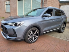 MG ZS - Hybrid+ 1.5 Hybrid+ Luxury Leer+trekhaak