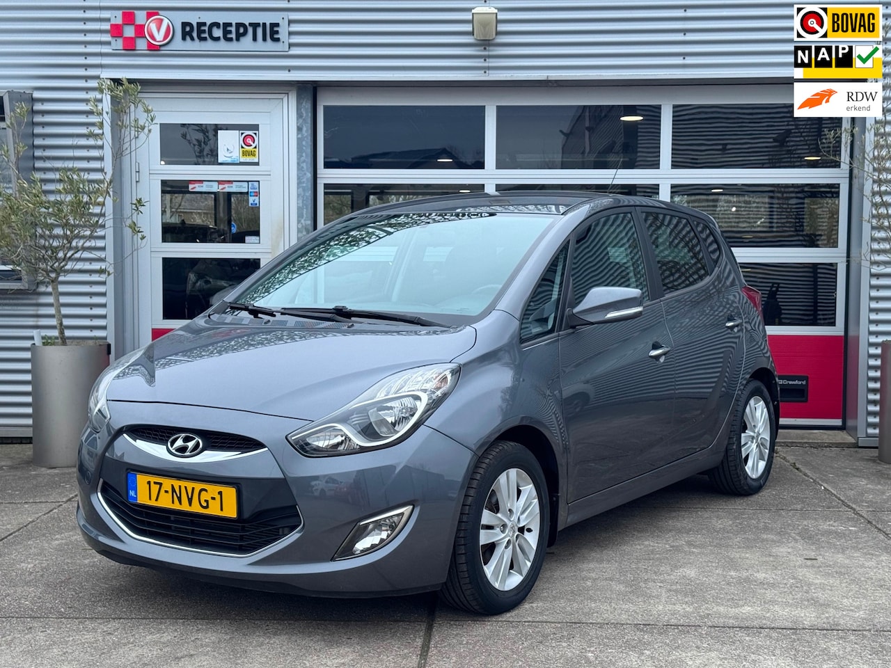 Hyundai ix20 - 1.6i i-Vision Automaat / Clima / Cruise / Trekhaak - AutoWereld.nl