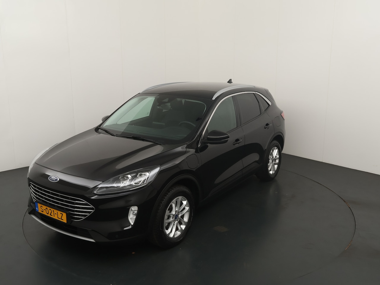 Ford Kuga - 2.5 PHEV 225 pk Titanium X | Trekhaak | Winter Pack | Camera | B&O | LED | El. a. klep | 1 - AutoWereld.nl