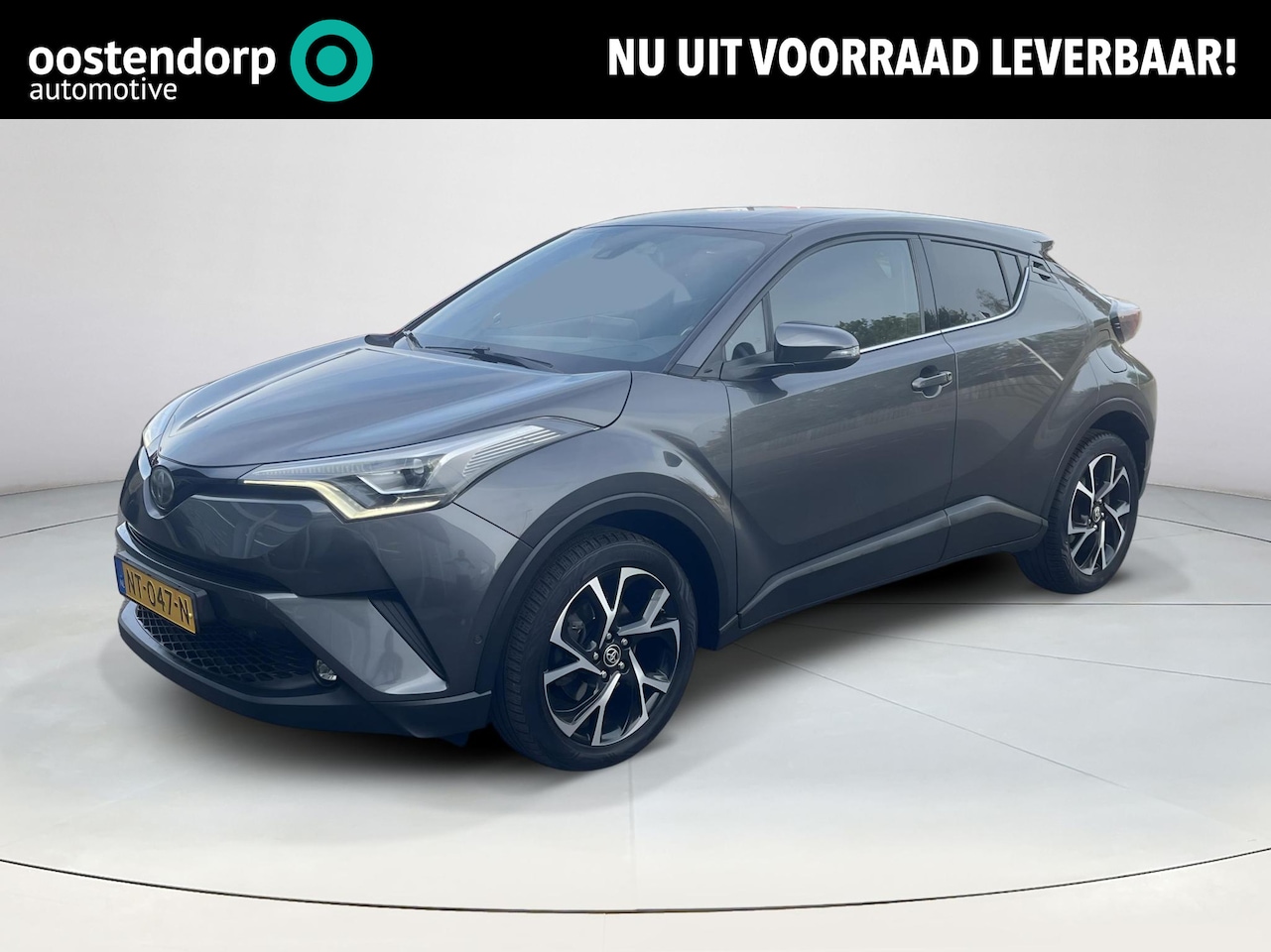 Toyota C-HR - 1.2 Premium | Navigatie | Achteruitrijcamera | Stoel en stuurverwarming - AutoWereld.nl