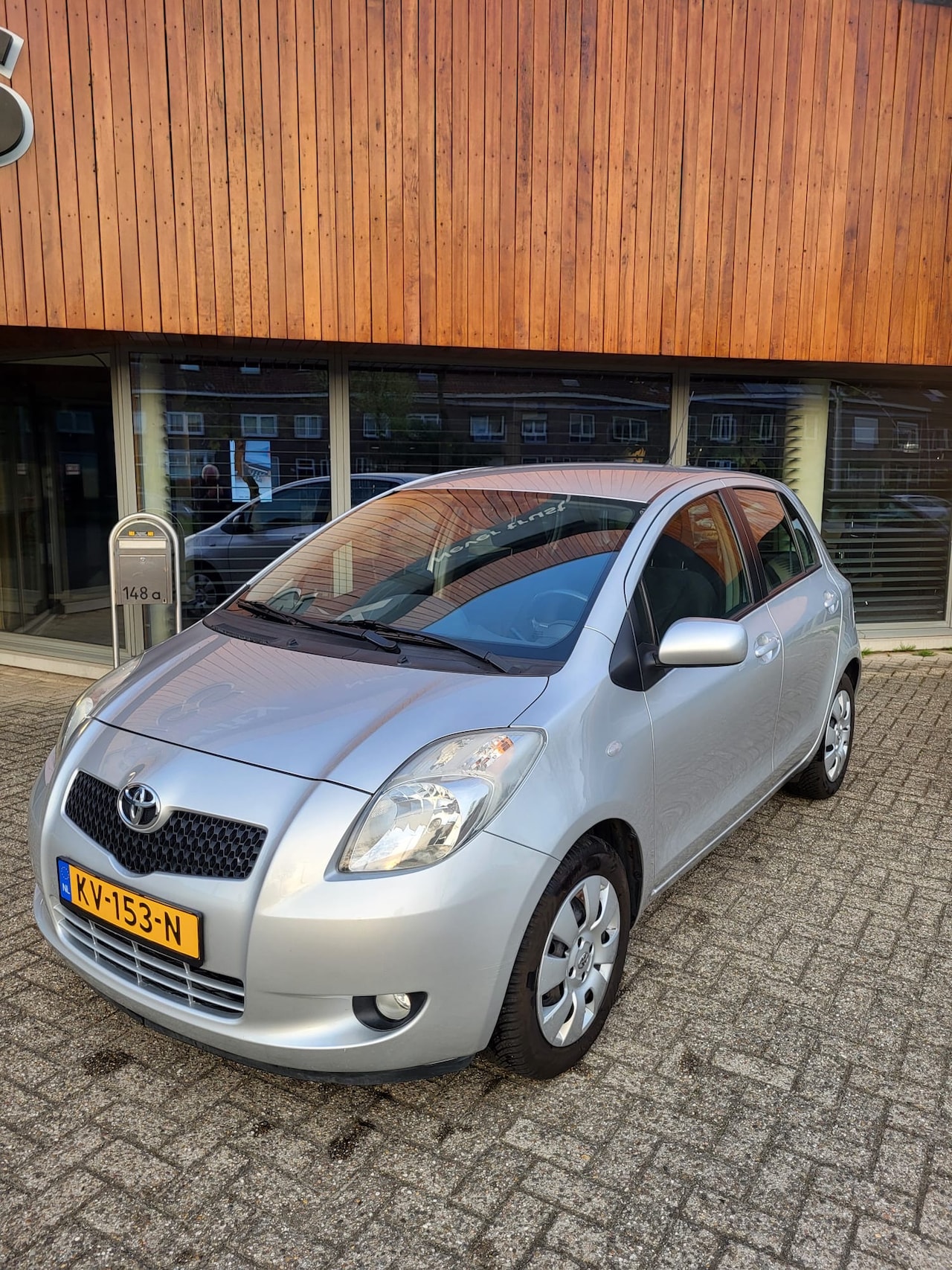 Toyota Yaris - 1.3 VVTi Sol MMT - AutoWereld.nl