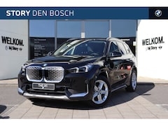 BMW iX1 - eDrive20 xLine / Trekhaak / Achteruitrijcamera / Adaptieve LED / Stoelverwarming / Comfort