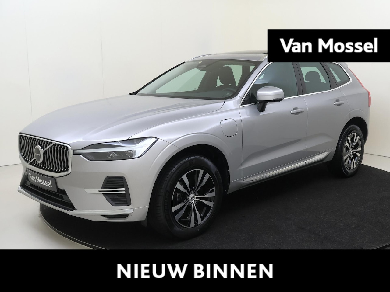 Volvo XC60 - 2.0 T6 Plug-in hybrid AWD Inscription Expression | Apple carplay / Android auto | Elektris - AutoWereld.nl