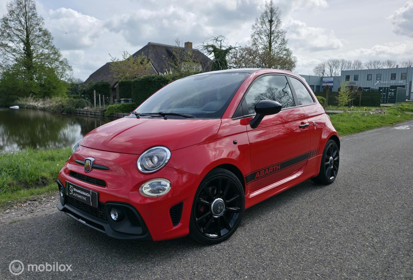 Fiat 500 Abarth - 1.4 T-Jet Turismo / Carbon stoelen / Beats - AutoWereld.nl