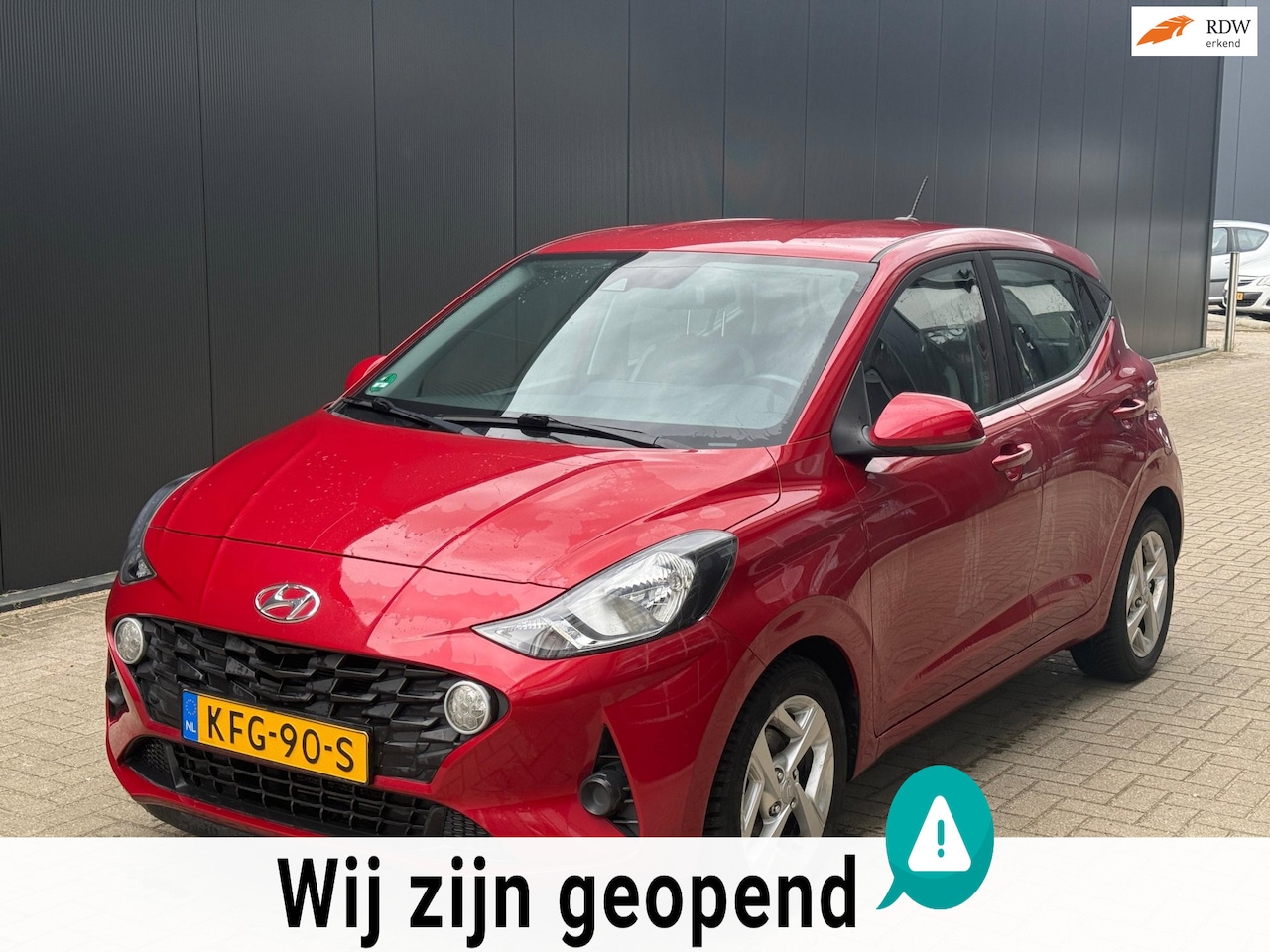 Hyundai i10 - 1.0 Comfort incl 1jr Garantie Carplay lane assist stoel/stuurverwarming! - AutoWereld.nl