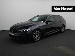 BMW 5-serie Touring - 530e Executive | Automaat | Apple Carplay/Android Auto | Achteruitrijcamera | Lederen Bekl