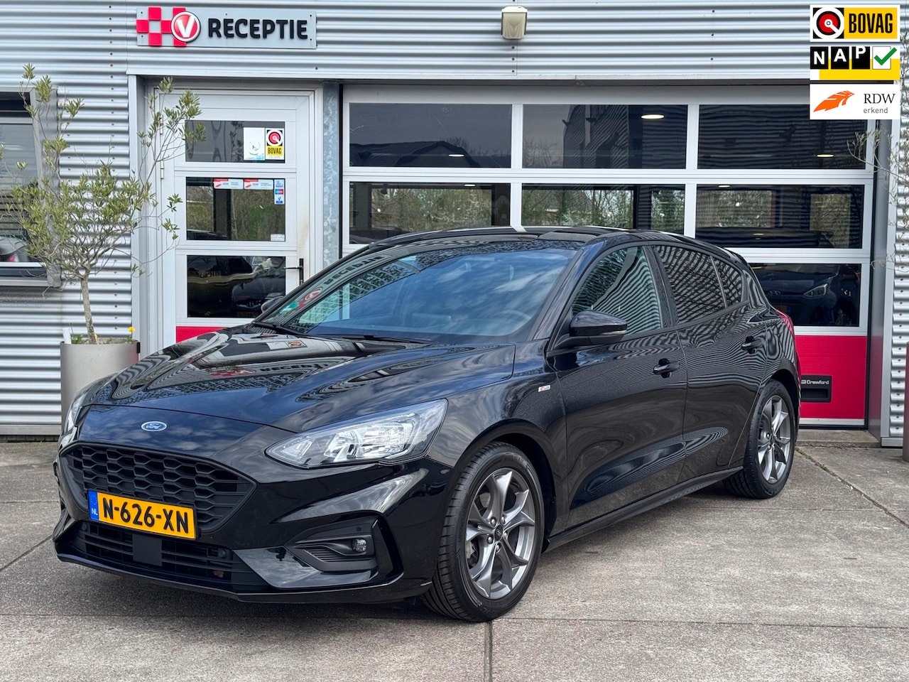 Ford Focus - 1.0 EcoBoost Hybrid ST Line Business Adapt cruise / Stuurverw / Carplay - AutoWereld.nl