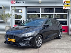 Ford Focus - 1.0 EcoBoost Hybrid ST Line Business Adapt cruise / Stuurverw / Carplay