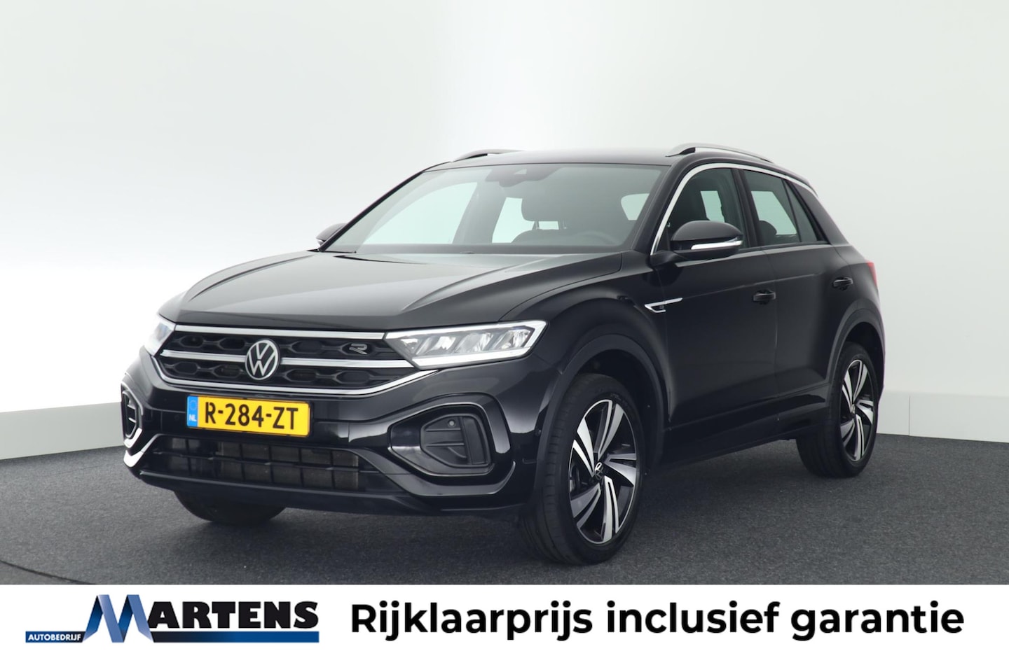 Volkswagen T-Roc - 1.5 TSI 150pk DSG R-Line Business+ Trekhaak Keyless Navigatie - AutoWereld.nl