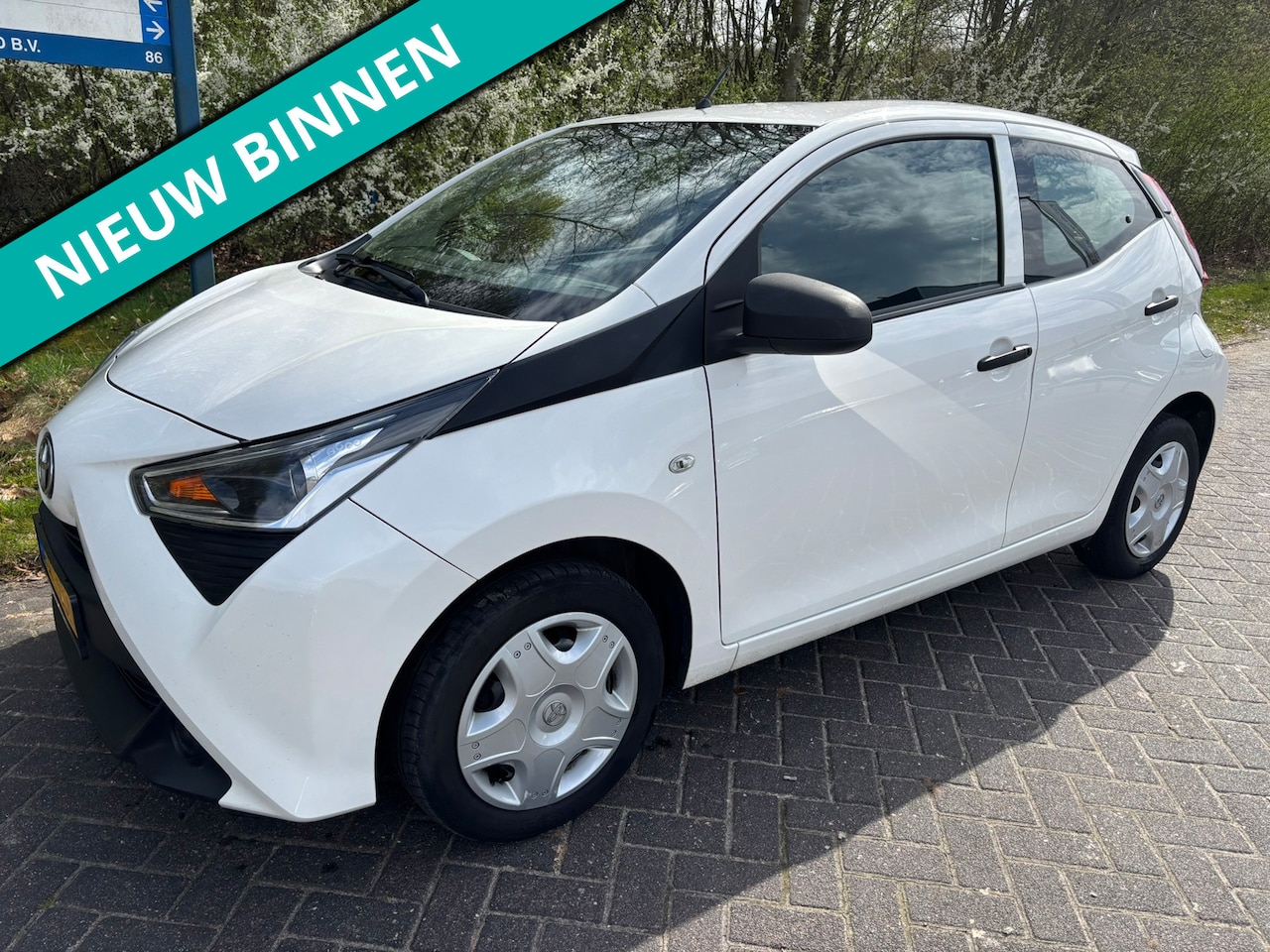Toyota Aygo - 1.0 VVT-i x-fun | Dealer onderh | Airco - AutoWereld.nl