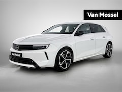 Opel Astra - 1.2 Elegance | 110pk | Navigatie | Camera | Stuur+Stoelverwarming |