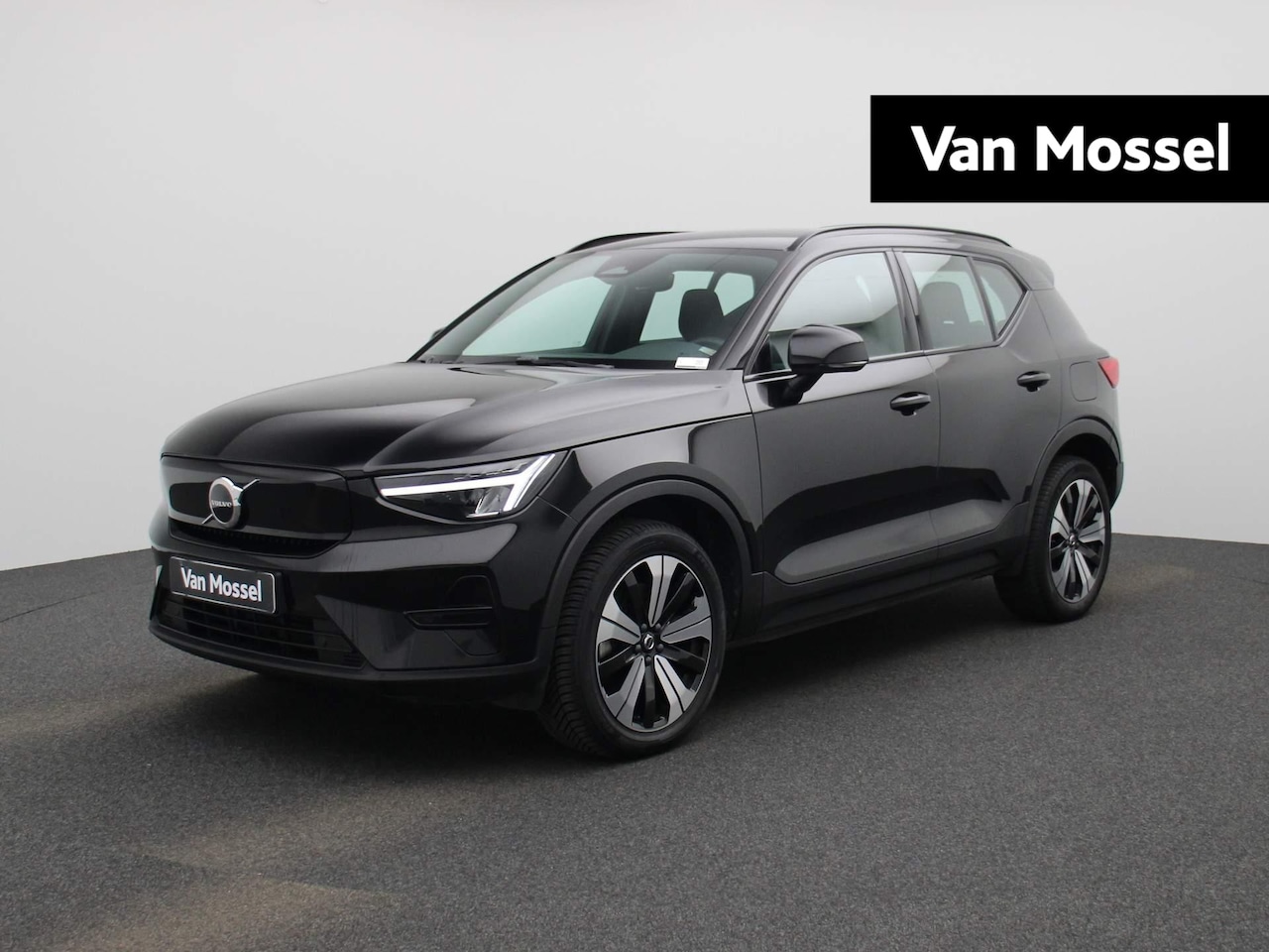 Volvo XC40 - Recharge Core | Navigatie | Climate Control | Camera | LED Verlichting - AutoWereld.nl