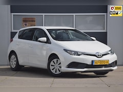 Toyota Auris - 1.3 Comfort + TREKHAAK