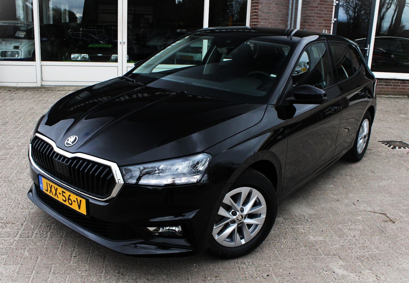 Skoda Fabia - 1.0 TSI Carplay, Volledig digitaal, Achteruitrijcamera, NAVI, Stoelverwarming, CC, LED, Ke - AutoWereld.nl