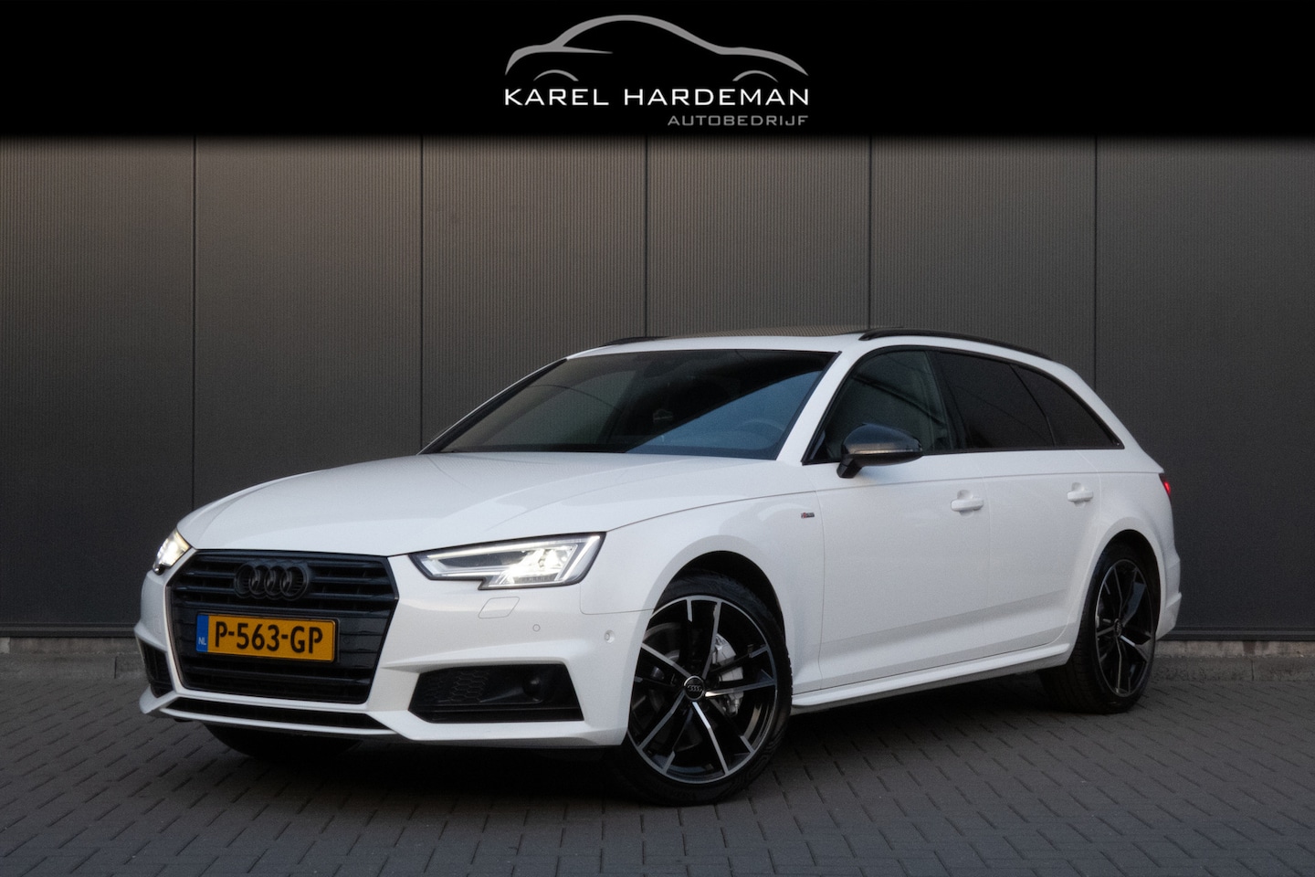 Audi A4 Avant - 2.0 TFSI MHEV Sport S-line black edition | STOELVERWARMING | TREKHAAK | ACC | HEAD UP DISP - AutoWereld.nl