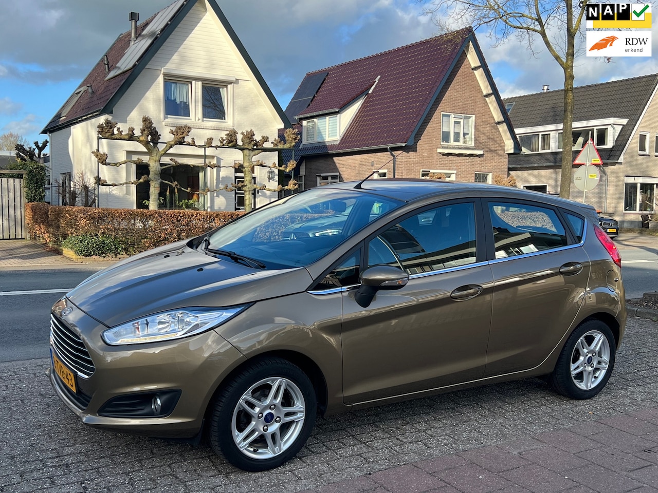 Ford Fiesta - 1.0 Titanium 130.000 km NL-AUTO-NAP - AutoWereld.nl