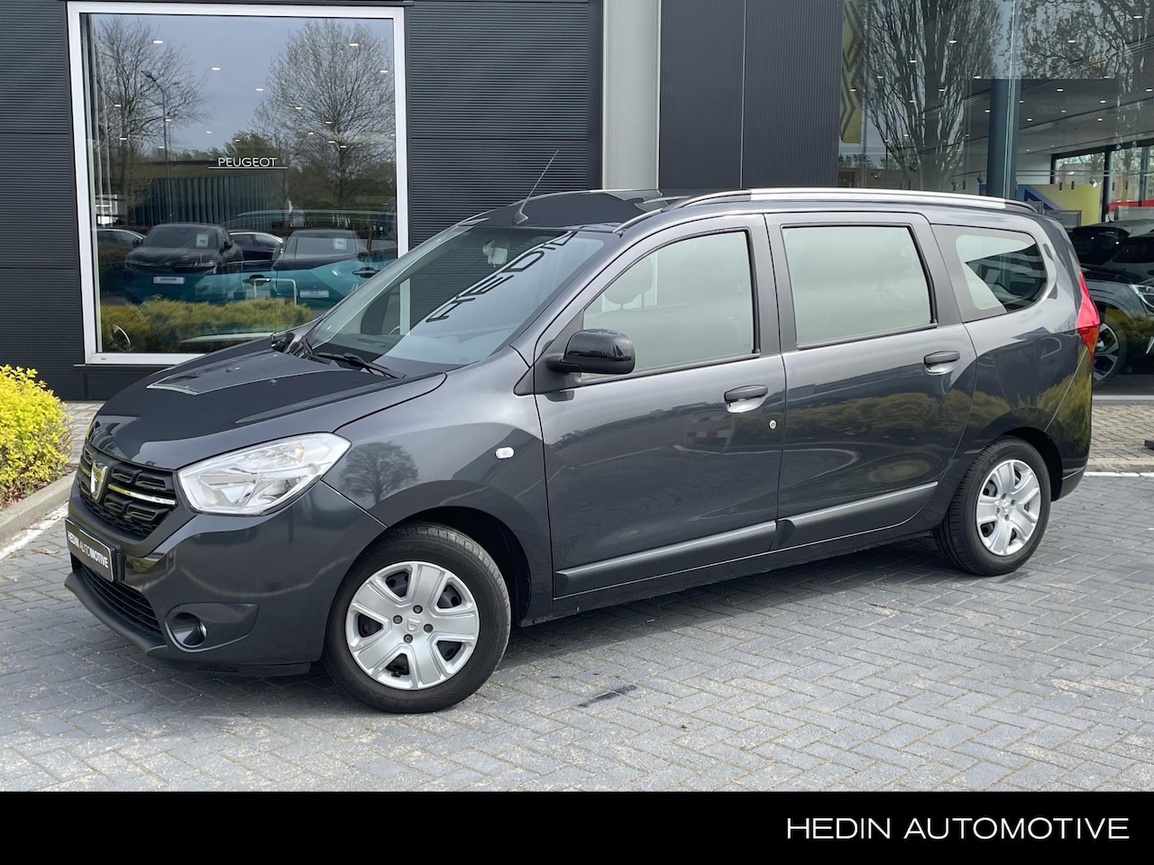 Dacia Lodgy - 1.3 TCe Comfort 5p. | Camera | Airco | Armsteun | - AutoWereld.nl
