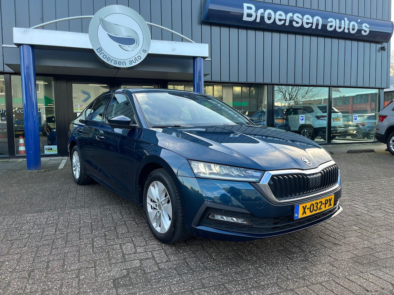 Skoda Octavia - 1.5 TSI MHEV 150pk DSG Business Edition met Trekhaak, DigiDash en Smartlink+ - AutoWereld.nl