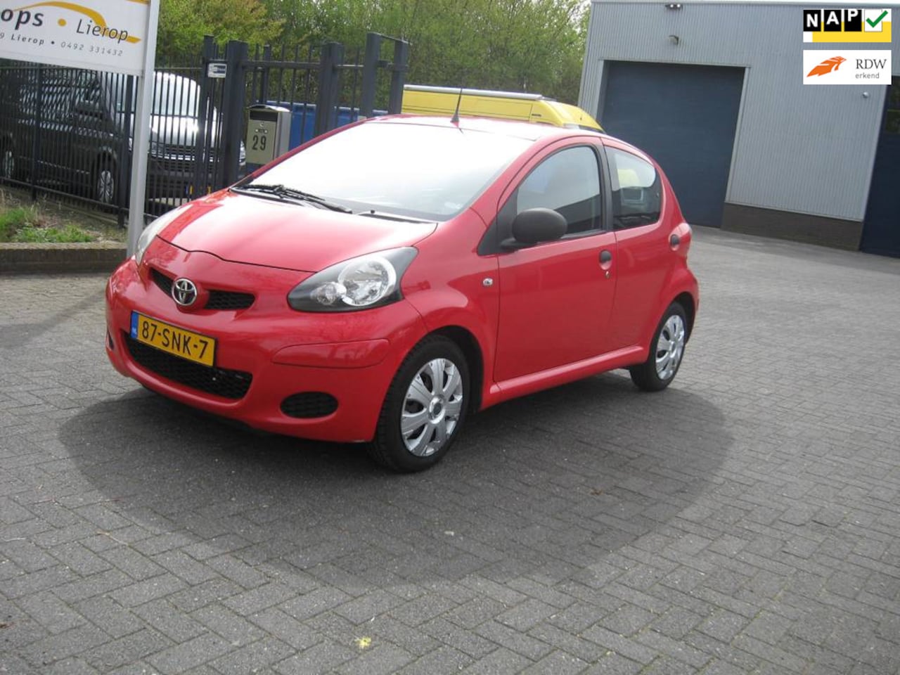 Toyota Aygo - 1.0-12V Cool 1.0-12V Cool - AutoWereld.nl