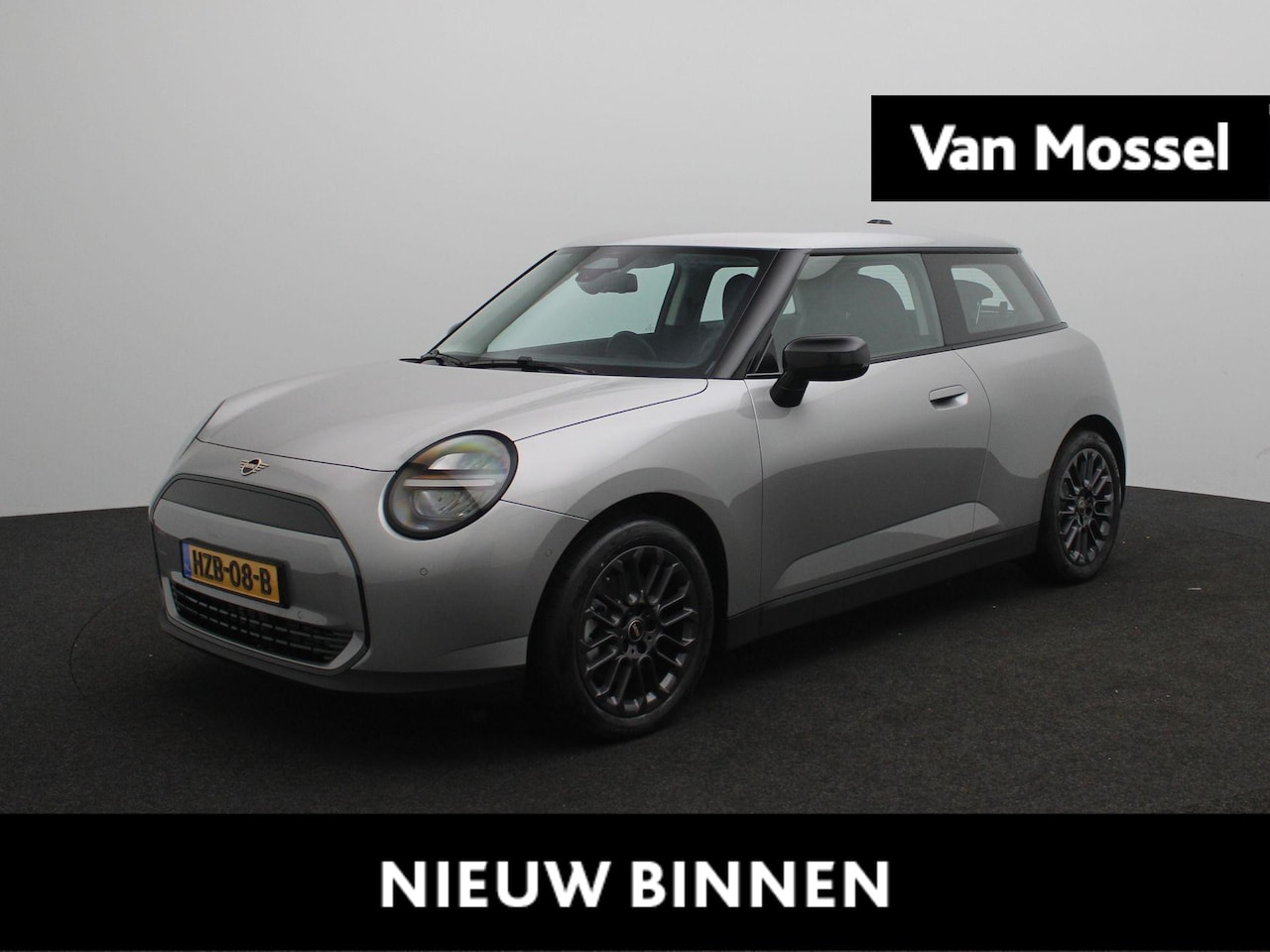 MINI Cooper - Mini E Essential 40.7 kWh | Apple Carplay & Android Auto | Climate control | Achteruitrijc - AutoWereld.nl