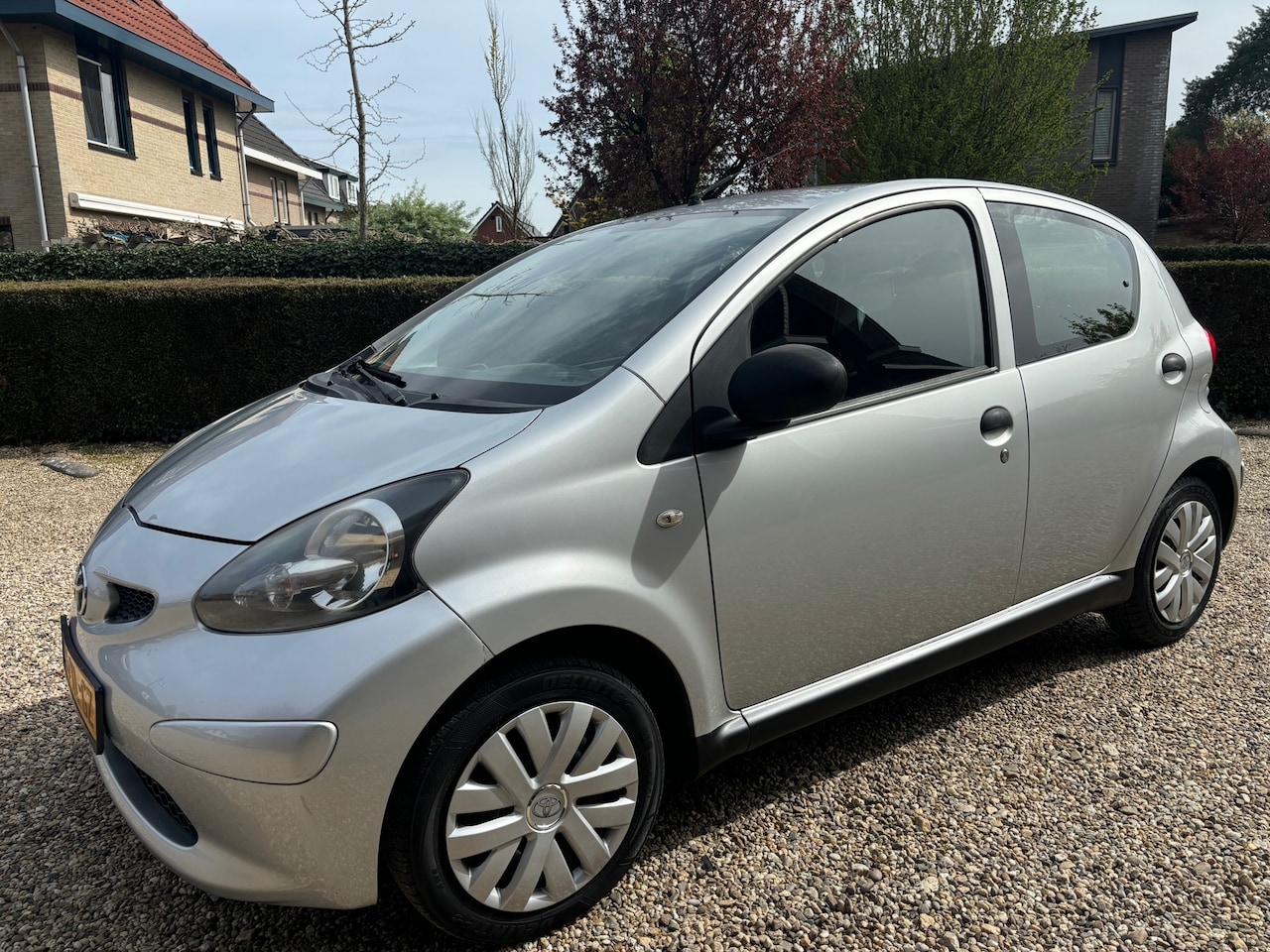 Toyota Aygo - 1.0-12V - AutoWereld.nl