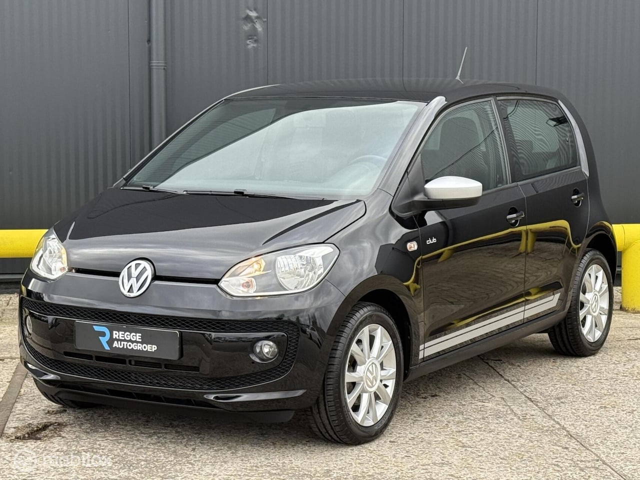 Volkswagen Up! - 1.0 high up! CLUB EDITIE | NIEUWSTAAT | - AutoWereld.nl