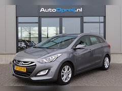 Hyundai i30 Wagon - 1.6 GDI i-Vision 135pk Clima, NAVI, Camera, Cruise, PDC