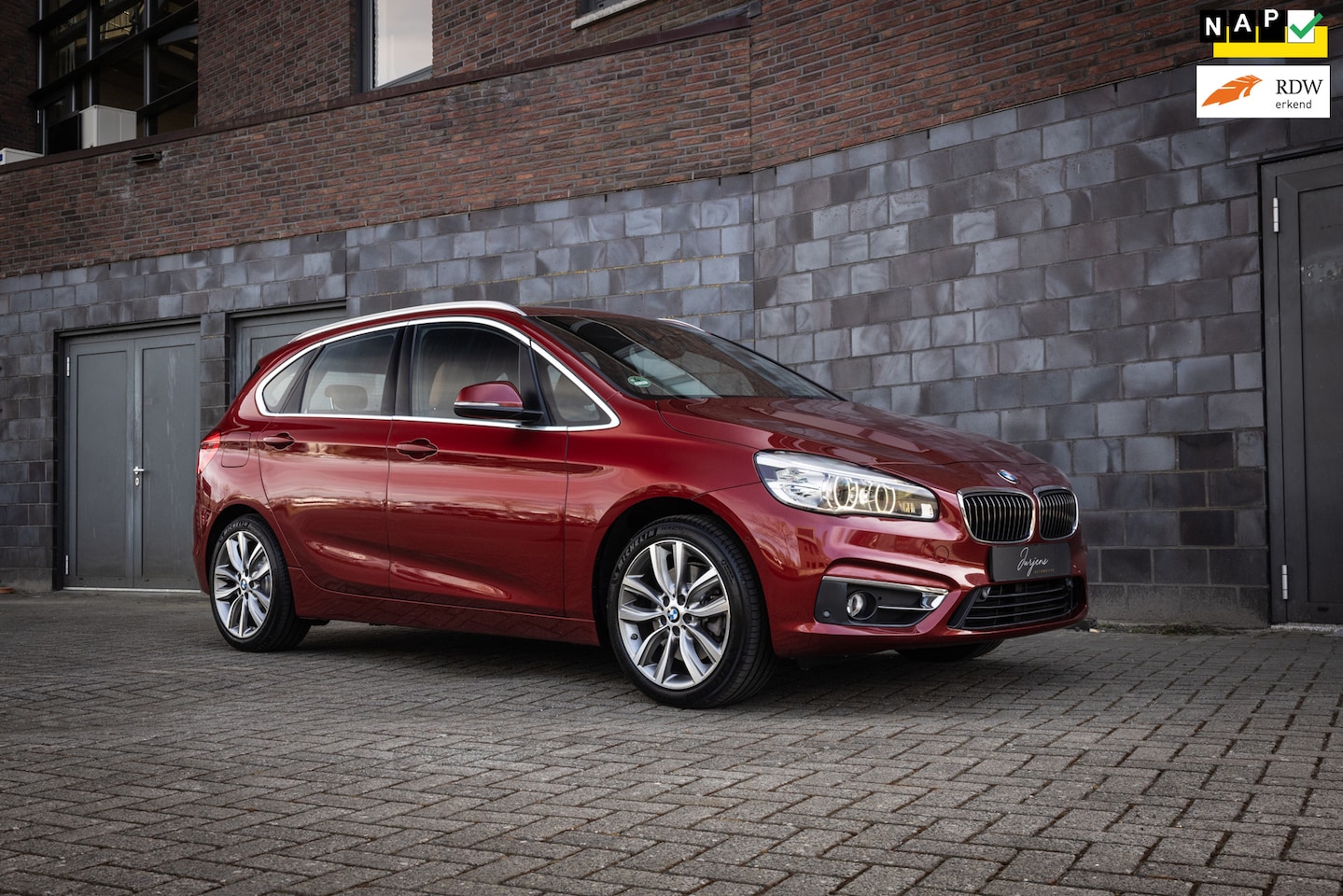 BMW 2-serie Active Tourer - 225i xDrive Luxury AUT-8 (231pk) uniek luxe orig NL - AutoWereld.nl
