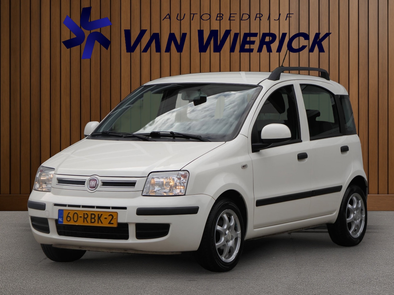 Fiat Panda - 1.2 | 5-Deurs | Airco | LM Velgen | Aux - AutoWereld.nl