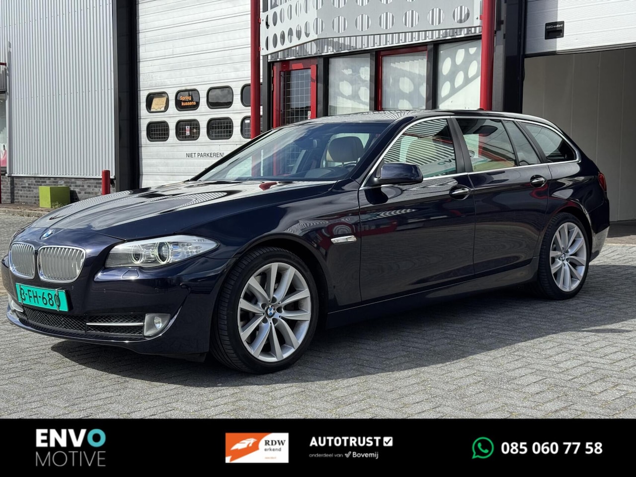 BMW 5-serie Touring - 550i High Executive 550i High Executive,Sp.stoelen,pano dak - AutoWereld.nl