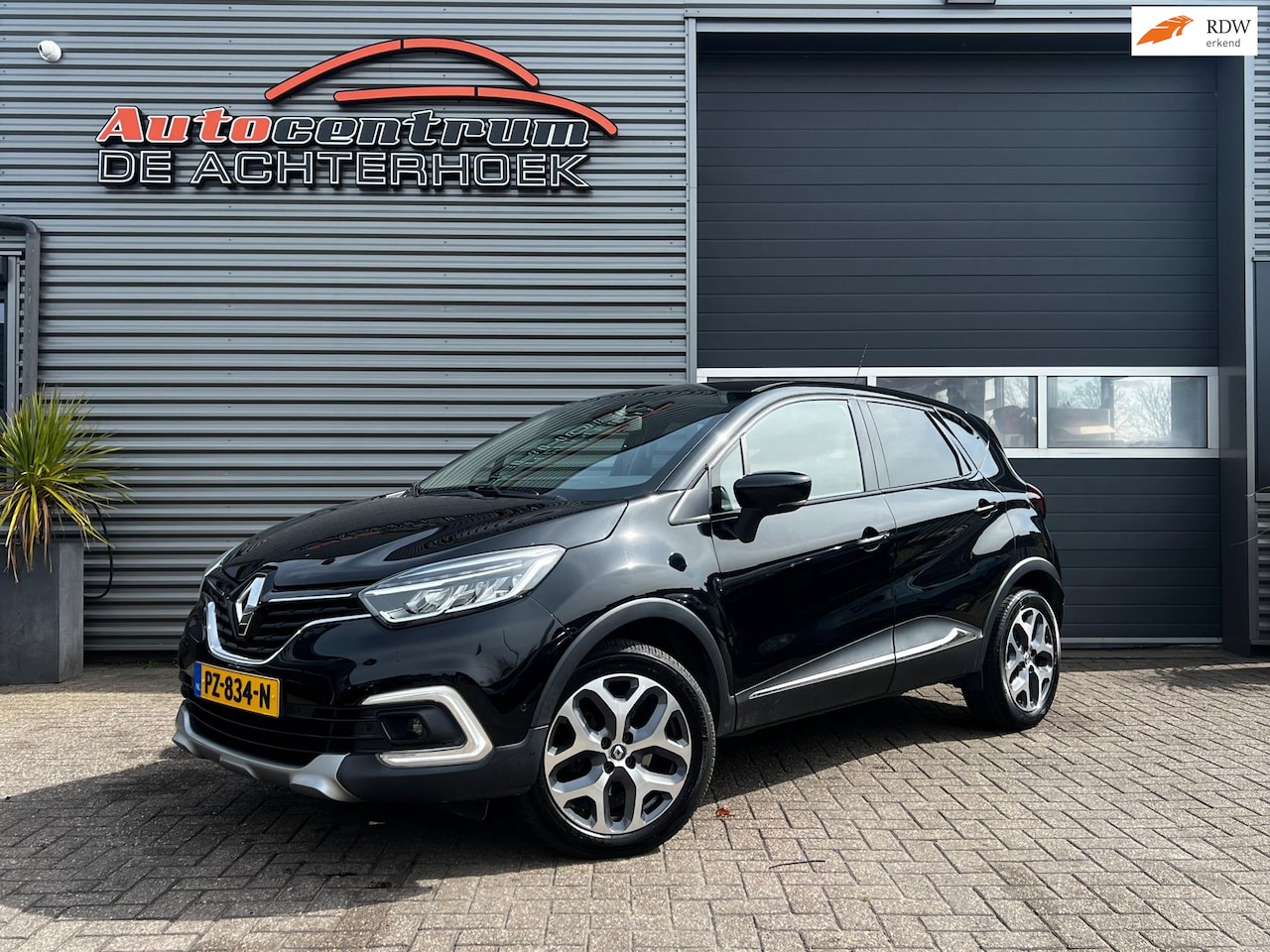 Renault Captur - 1.2 TCe Intens | Trekhaak | Aut. | LED | Camera - AutoWereld.nl