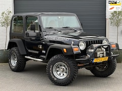 Jeep Wrangler - 4.0i Hardtop 4x4 | 89DZ KM | NAP | 2e Eign. | Lier | Verhoogd | Youngtimer|