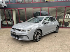 Volkswagen Golf - 1.5 TSI Life | ACC | PDC | IQ-light | Memory | Stoelverw./massage | Getint glas |