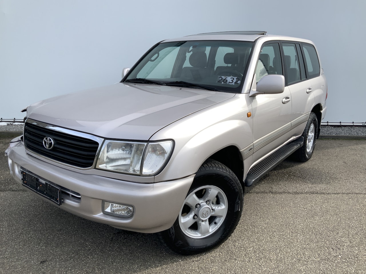 Toyota Land Cruiser 100 - 4.2 / 6 cylinder 3500 kg Schuifdak Alu Velg 6 Cilinder R V Schade - AutoWereld.nl