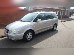 Hyundai Trajet - 2.0i CVVT Dynamic 7p. Met parkeersensoren  Cruise control en stoelverwarming