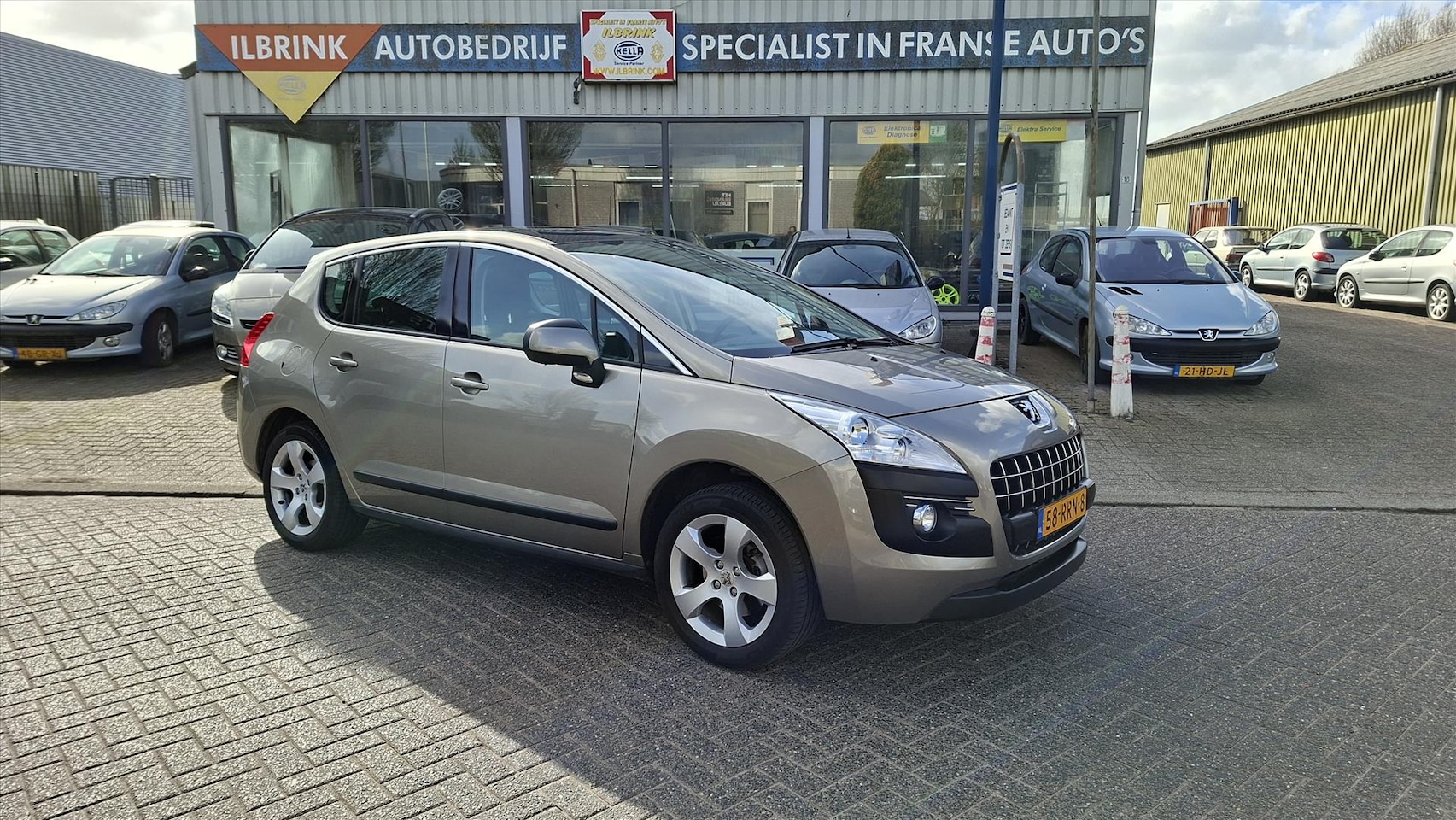 Peugeot 3008 - 1.6 16V THP 156PK ST Trekhaak/ Panorama dak / NAP - AutoWereld.nl