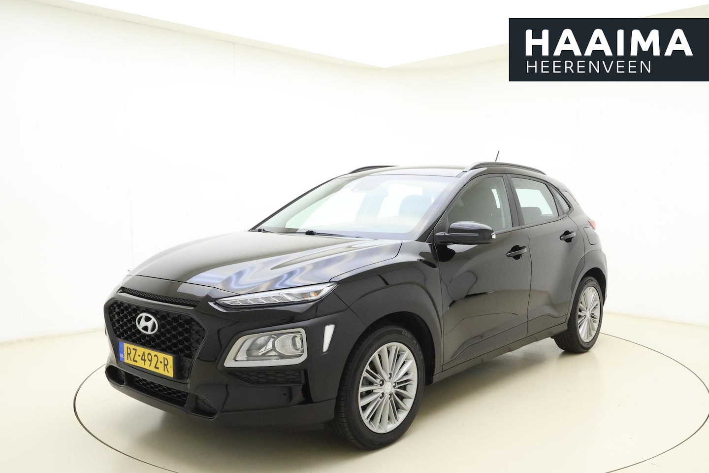 Hyundai Kona - 1.0T Comfort | Trekhaak | Climate control | Camera | Parkeersensoren | Lichtmetalen velgen - AutoWereld.nl