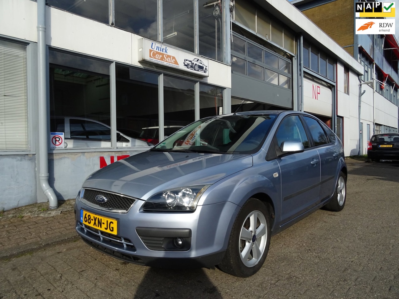 Ford Focus - 1.6-16V Futura 1.6-16V Futura - AutoWereld.nl